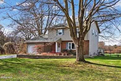 39 University St, Selkirk, NY 12158 - photo 2