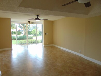 3326 Arcara Way unit 1070, Lake Worth, FL 33467 - photo 2