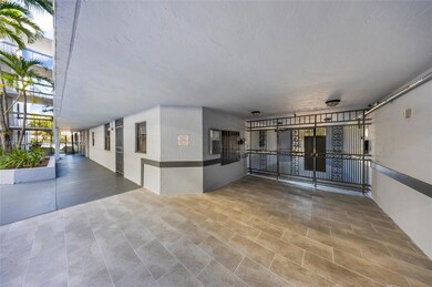 12209 SW 14th Ln unit 1105, Miami, FL 33184 - photo 3