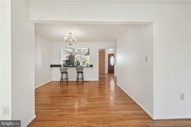 14401 Bakersfield Ct, Silver Spring, MD 20906 - photo 4