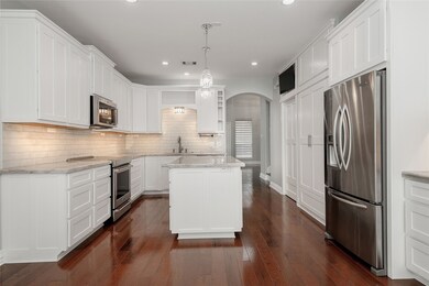 2 E Pipers Green St, Spring, TX 77382 - photo 7