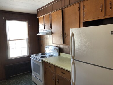 385 Pulaski Blvd unit R, Bellingham, MA 02019 - photo 3