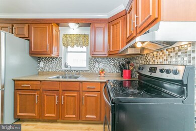 1101 Locust St, Lansdale, PA 19446 - photo 3