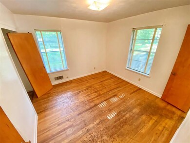 305 Meadow Ln, Bonham, TX 75418 - photo 7