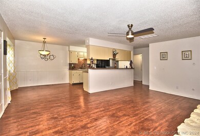 3114 S 214th East Ave, Broken Arrow, OK 74014 - photo 6