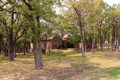 176 Overton Ridge Cir, Weatherford, TX 76088 - photo 3