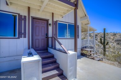 12 Exterior photo l