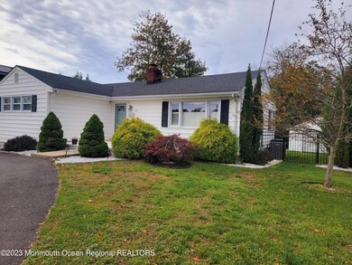10 Johnston St, Oakhurst, NJ 07755 - photo 2