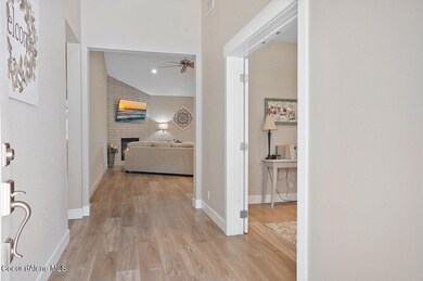 005-605StAndrewsPlace-PostFalls-ID-83854