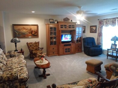 702 Live Oak Ave, Bay City, TX 77414 - photo 7