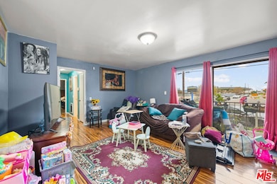 756 N Inglewood Ave unit 1, Inglewood, CA 90302 - photo 6