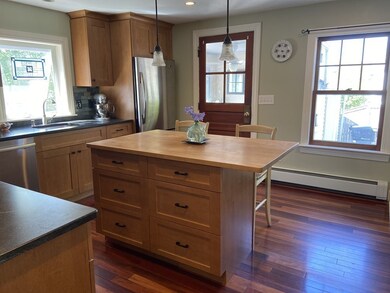 4 Farnum St, South Grafton, MA 01560 - photo 7