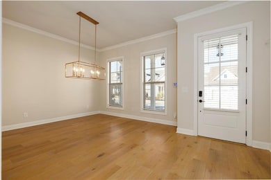 Formal dining room, nicely appointed, great for di