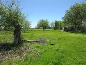 318 E Industrial Blvd, Cleburne, TX 76031 - photo 2