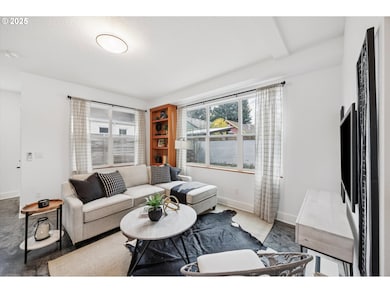 6443 NE 33rd Ave unit B, Portland, OR 97211 - photo 5