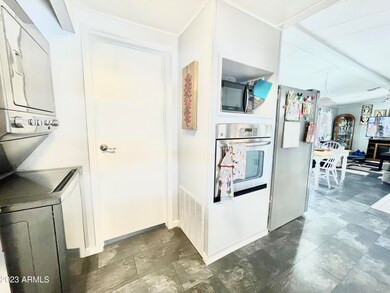 35LAUNDRYKITCHEN