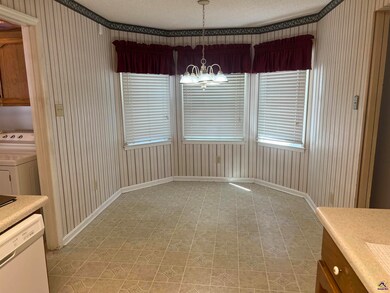 213 Westwood Dr, Warner Robins, GA 31088 - photo 7