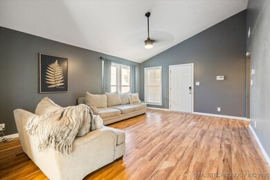 1414 E 56th St, Tulsa, OK 74105 - photo 4