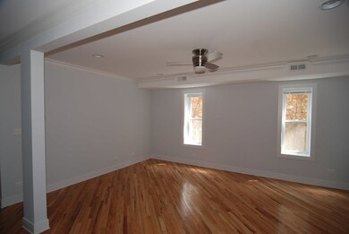 6134 N Washtenaw Ave unit 1F, Chicago, IL 60659 - photo 4