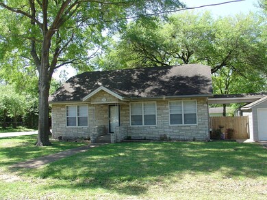 1403 Penick Rd, Waller, TX 77484 - photo 2