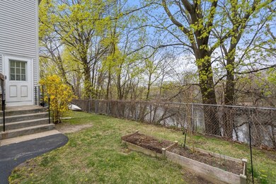 232 River St unit 1, Waltham, MA 02453 - photo 3