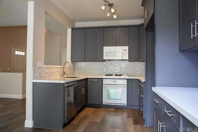 417 Sanibelle Cir unit 91, Chula Vista, CA 91910 - photo 2