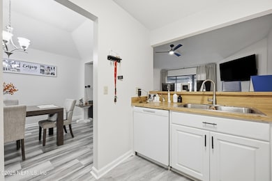 7375 Colony Cove Ln, Jacksonville, FL 32277 - photo 7