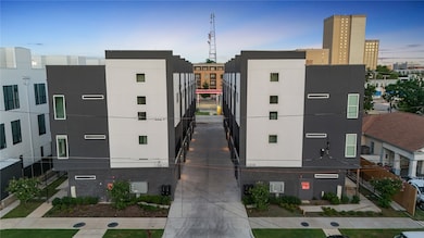 4314 Roseland Ave unit 106, Dallas, TX 75204 - photo 2