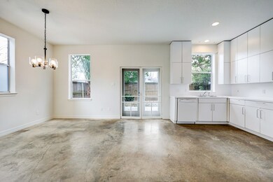 1918 Ridgewood St, Houston, TX 77006 - photo 7