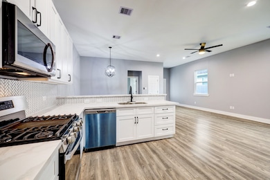 1014 Junell St, Houston, TX 77088 - photo 7