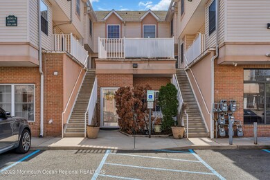 109 Adamecs Way unit 9, South Amboy, NJ 08879 - photo 2