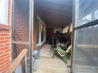 screened porch