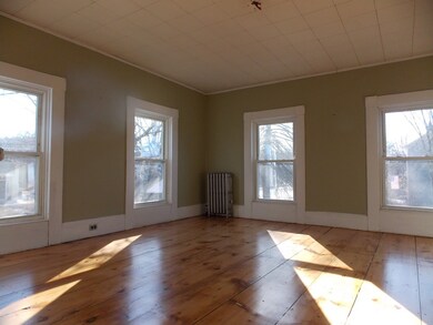 11 Main St unit 11 A, Hubbardston, MA 01452 - photo 4