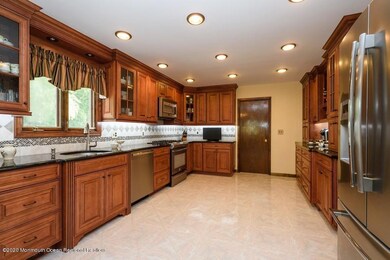 5 Doherty Dr, Middletown, NJ 07748 - photo 5