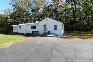 64 Old Ashburnham Rd, Rindge, NH 03461 - photo 2