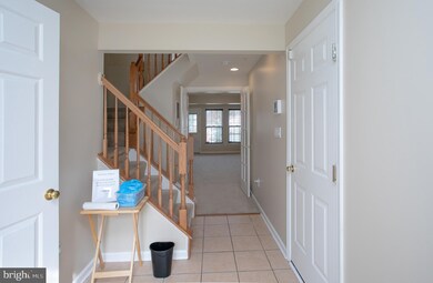 7318 Granite Woods Ct, Windsor Mill, MD 21244 - photo 3