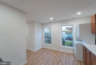 2135 N Anvil Ln, Temple Hills, MD 20748 - photo 3