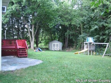 10 Cambridge Dr, Red Hook, NY 12571 - photo 6