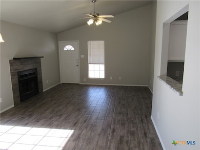 3703 Holbert Dr, Killeen, TX 76543 - photo 4