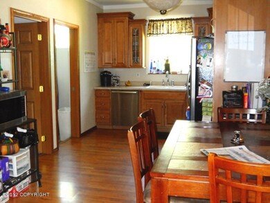 Kitchen/dining