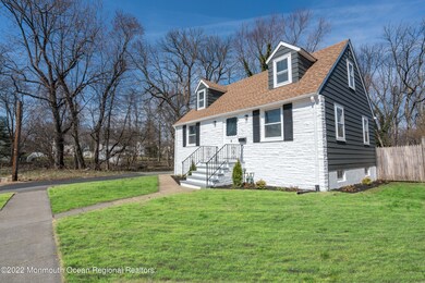 9 Trinity Ln, Woodbridge, NJ 07095 - photo 2