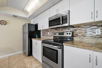 138 Waterside Dr unit BLDG 1, Hypoluxo, FL 33462 - photo 5