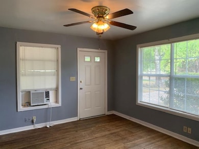 1025 6th St unit A, Hempstead, TX 77445 - photo 6