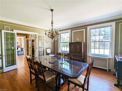 Banquet Sized Dining Room