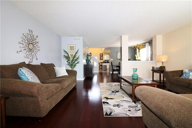 12376 Steelers Blvd, Fishers, IN 46037 - photo 7