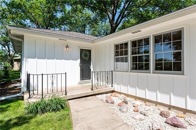 11006 W 71st St, Shawnee, KS 66203 - photo 2