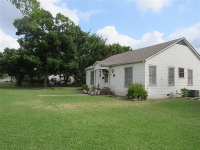 1303 N Ross Ave, Sherman, TX 75090 - photo 5