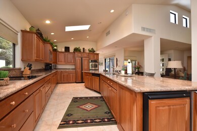 Amazing Open Kitchen
