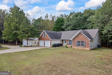 150 Buckeye Trails Dr, Commerce, GA 30530 - photo 3