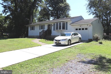 1053 Lexington Dr, Woodbury, NJ 08096 - photo 2